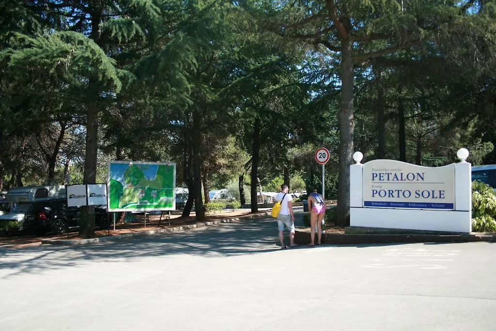 Parco vacanze Easyatent Porto Sole Orsera Croazia