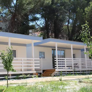 Mobile Homes Sveti Kriz 4*, Trogir Kroatien